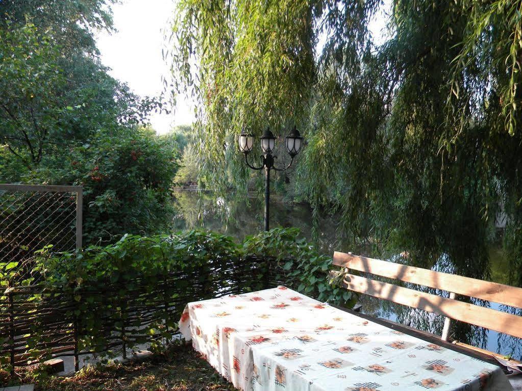 Guest House Dacha Kiev Exterior foto